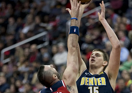 雄鹿队凭借 雄鹿队凭借